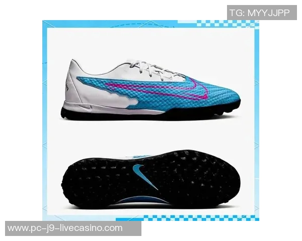 选择适合你的足球鞋短钉类型提升场上表现的全面指南